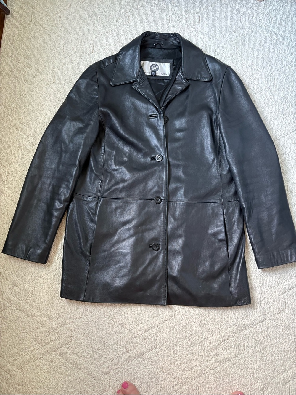 WOMENS BLACK LEATHER BUTTON FRONT JACKET- excellent condition